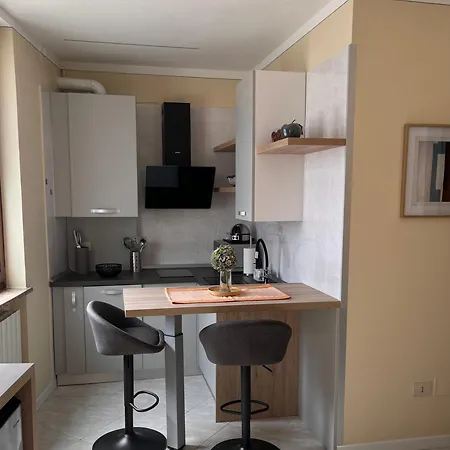 L'acero Apartment